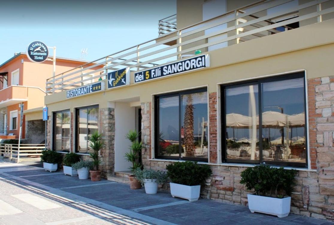 Hotel Ristorante Il Gabbiano Cecina (Livorno) Exterior foto